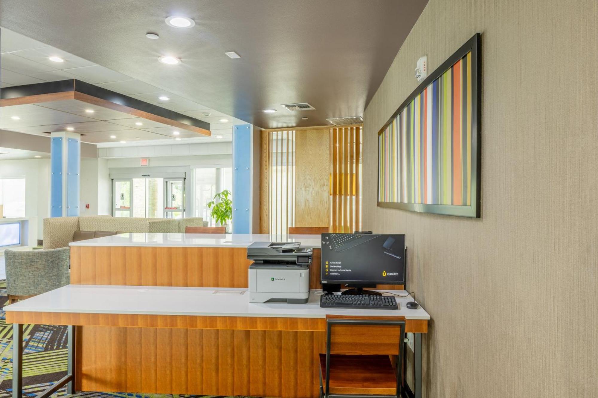 Holiday Inn Express & Suites - Lindale By Ihg Zewnętrze zdjęcie