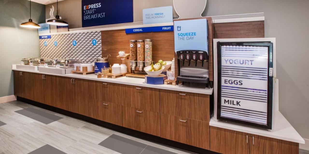 Holiday Inn Express & Suites - Lindale By Ihg Zewnętrze zdjęcie